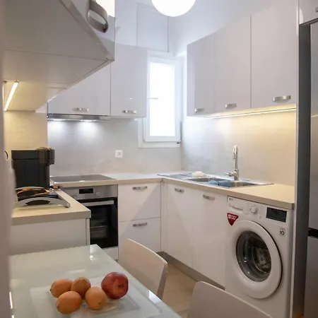 Konstantinos Stylish Brand New In The Heart Of *